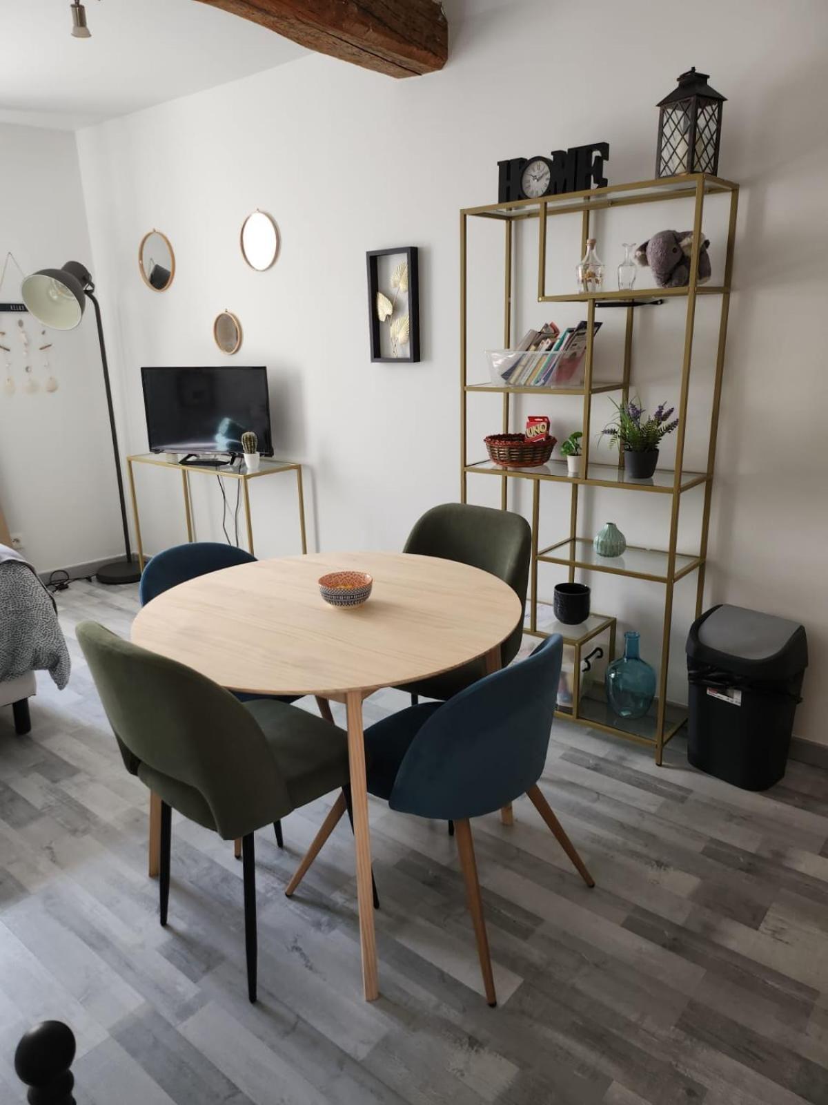 Sleep'In Orleans Centre-Studio Confortable Et Cosy المظهر الخارجي الصورة