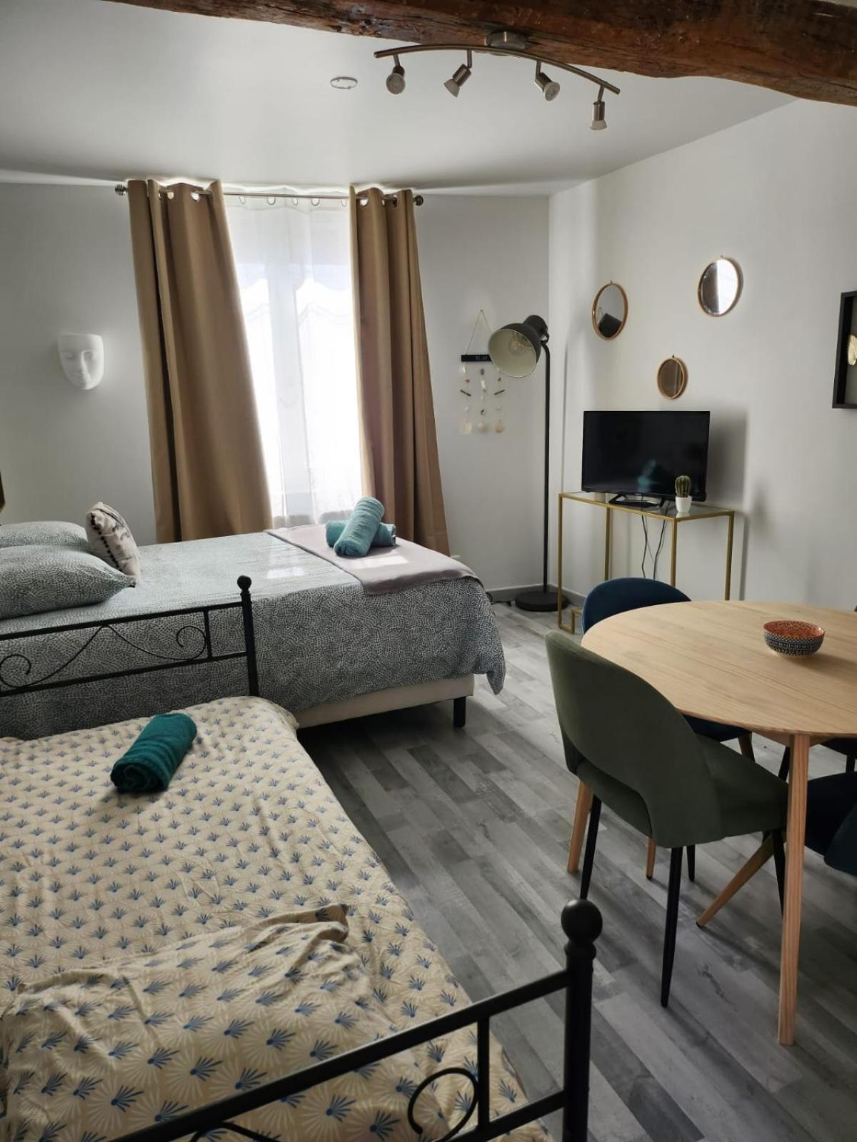 Sleep'In Orleans Centre-Studio Confortable Et Cosy المظهر الخارجي الصورة
